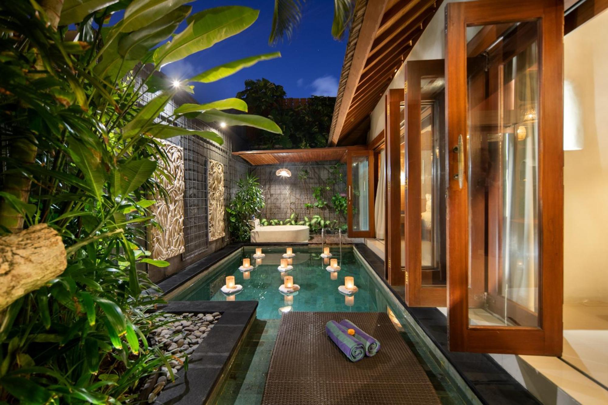 Seminyak Sanctuary Villa By Ini Vie Hospitality Легиан Экстерьер фото