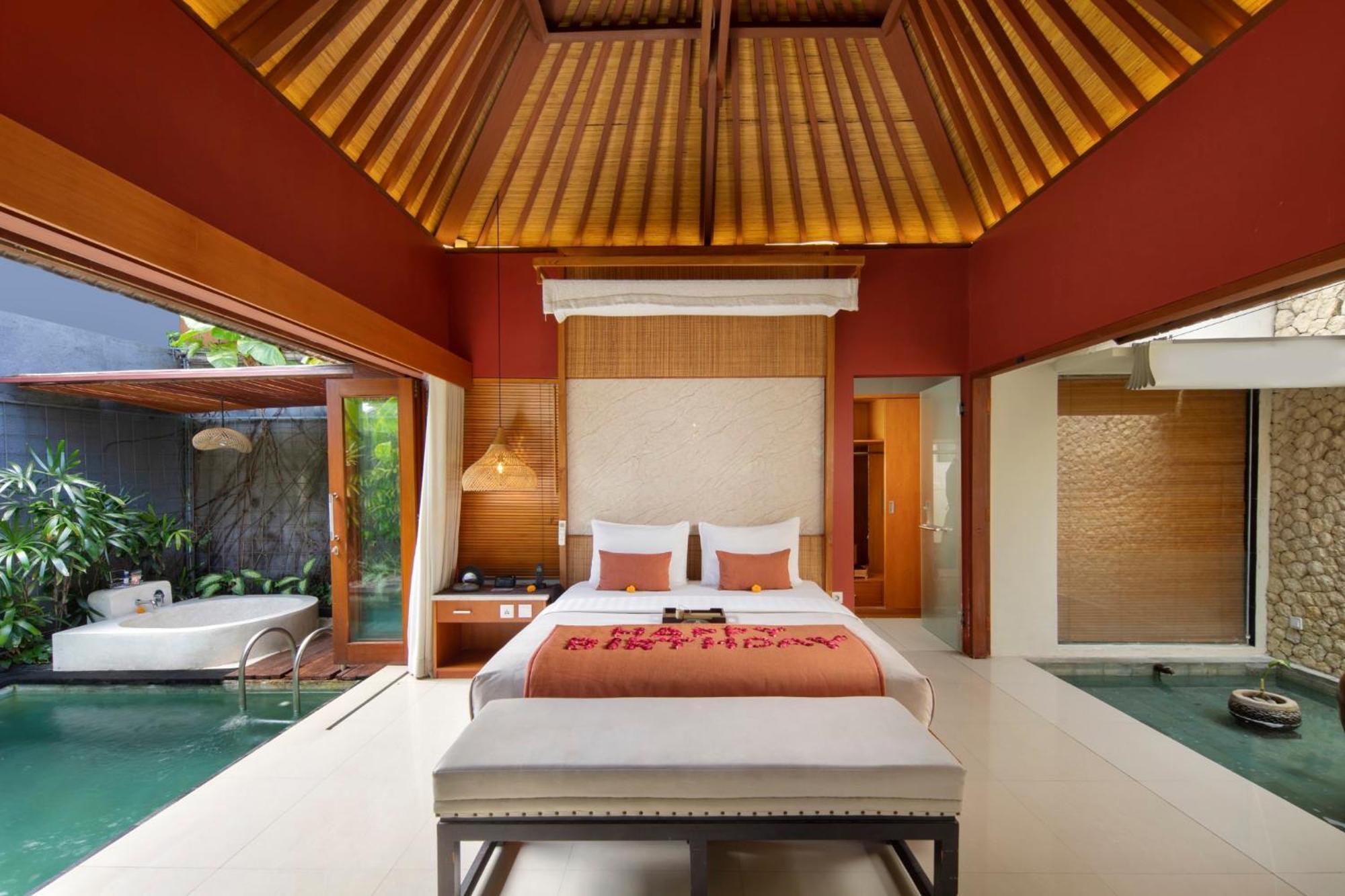 Seminyak Sanctuary Villa By Ini Vie Hospitality Легиан Экстерьер фото